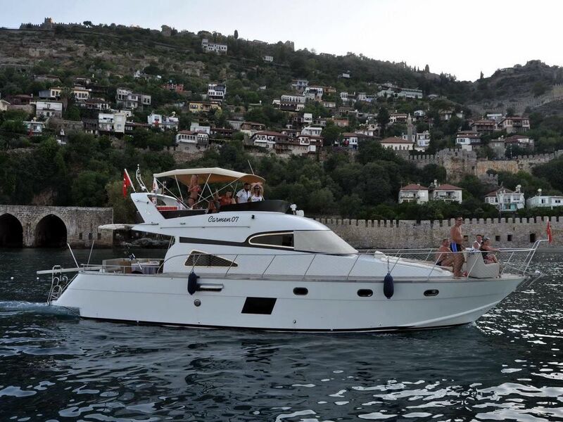 Private Yacht Tour in Alanya